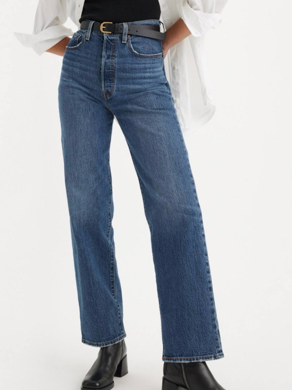 Levi's Ribcage High-Rise Straight Leg Jeans